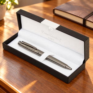 Bolígrafo Pierre Cardin grabado Grafeno en ambiente de regalo